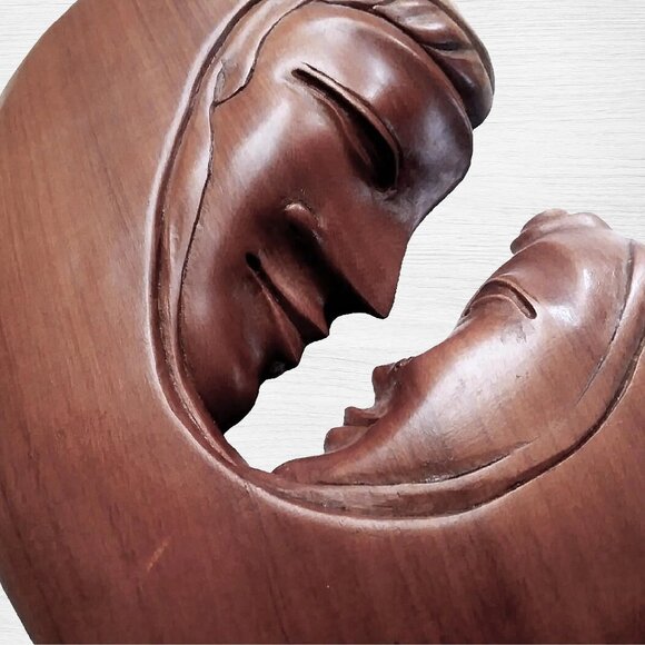 Mother and Child Wooden Plaque Wall Decor Carved Wood Madonna & Child - Picture 5 of 9